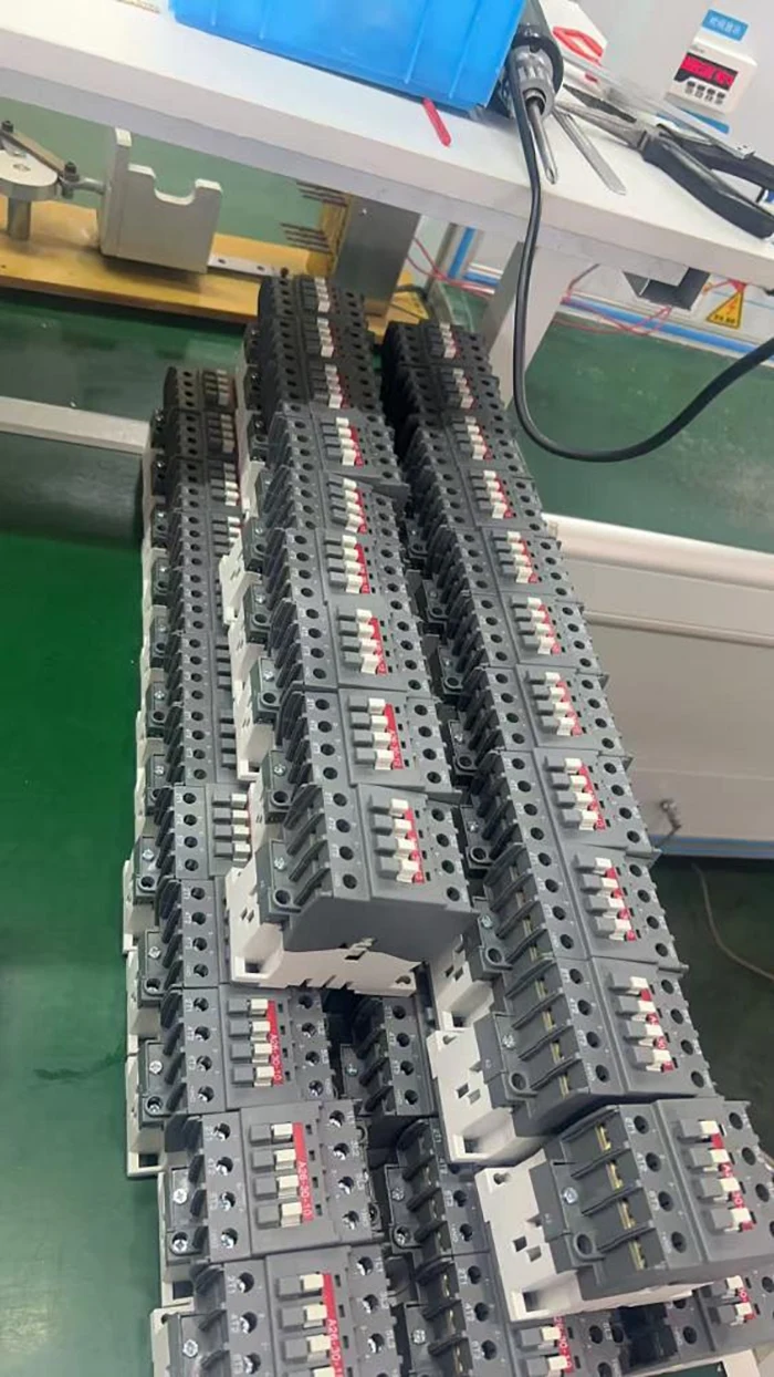 AX50-30-11 100A AC Contactor 3 Pole 1NO+1NC Auxiliary Contact